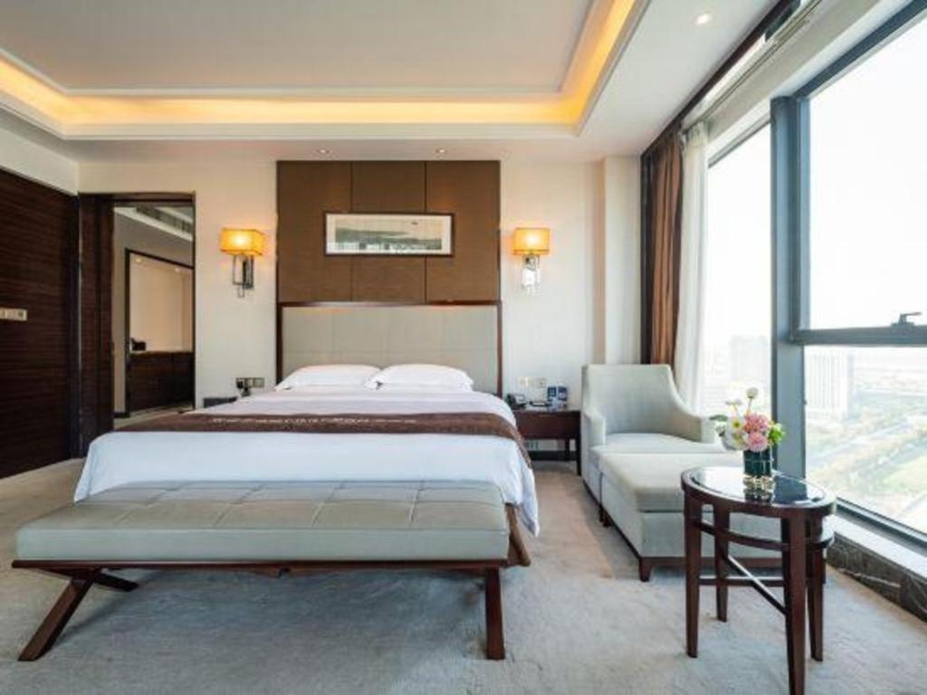 Eurasia Convention International Hotel Wuhan Exterior photo